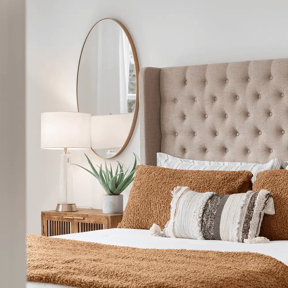 bedroom_mirror5_994b7be0ae.webp