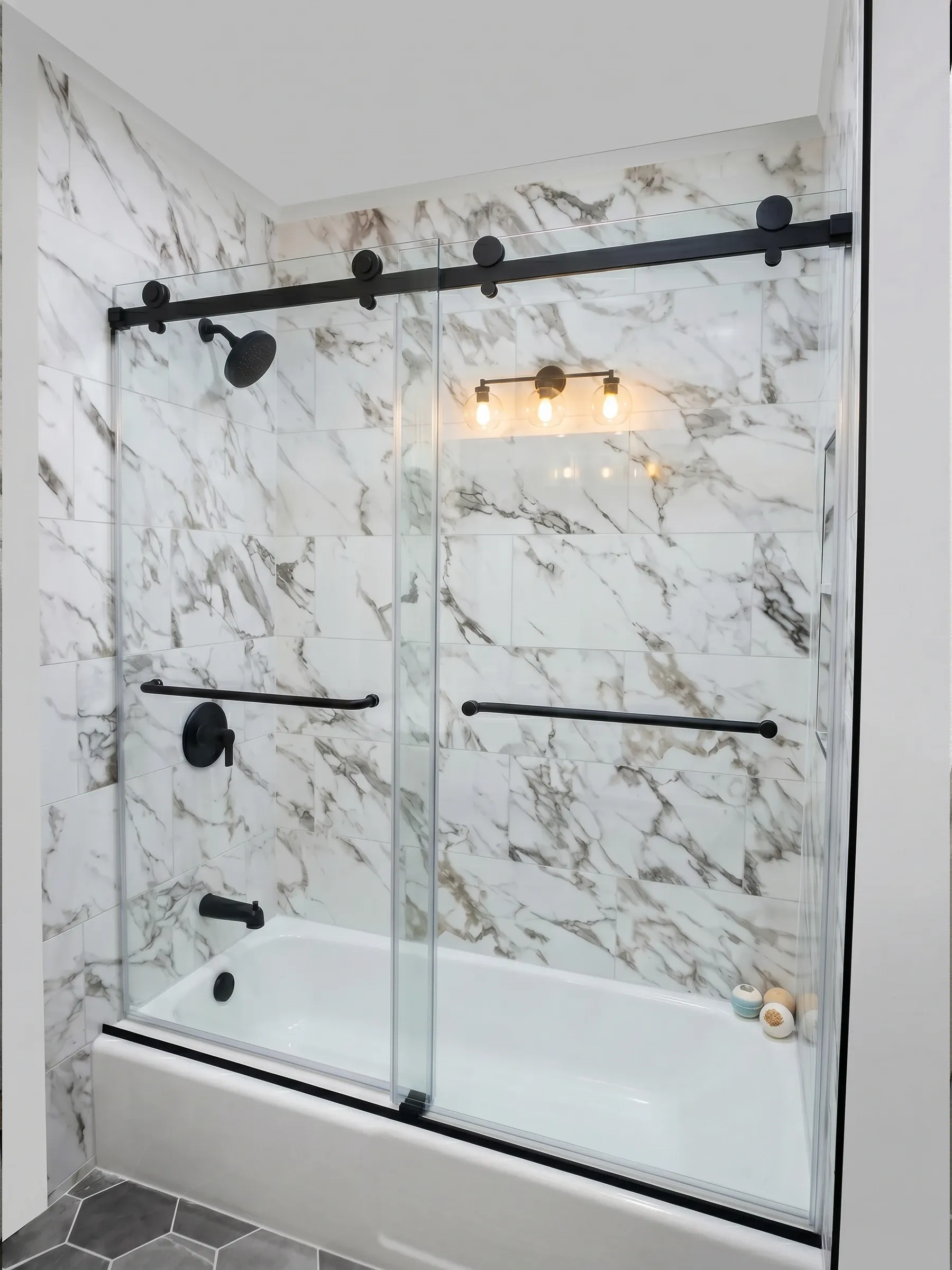 Luna | Modern Bathroom | Matte Black