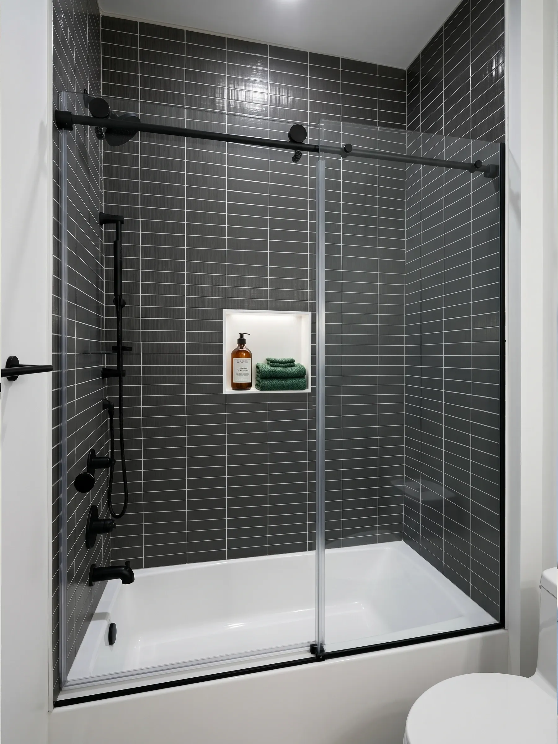 METRO | Modern Bathroom | Chrome