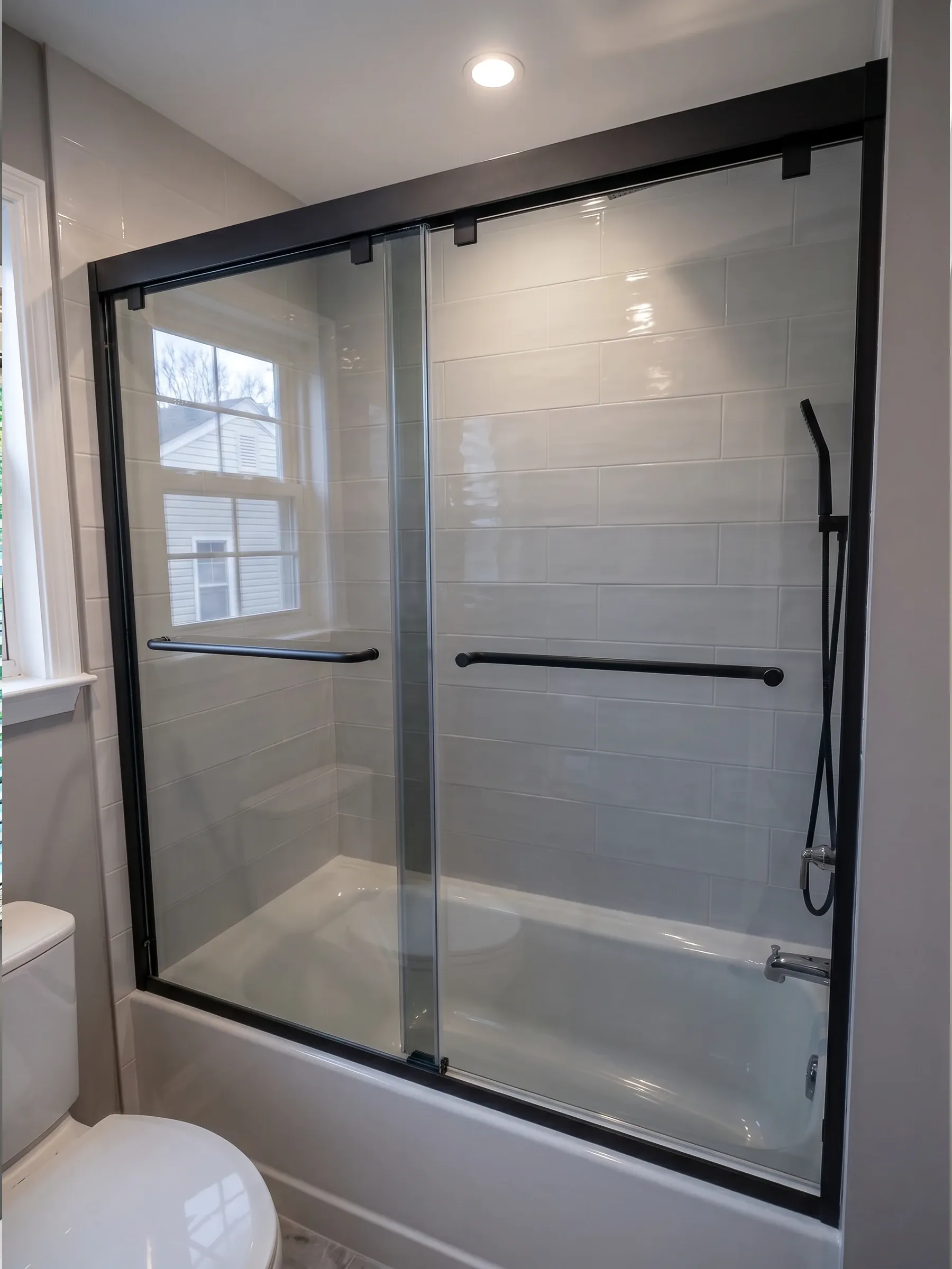 Mona | Semi-Frameless Shower | Matte Black