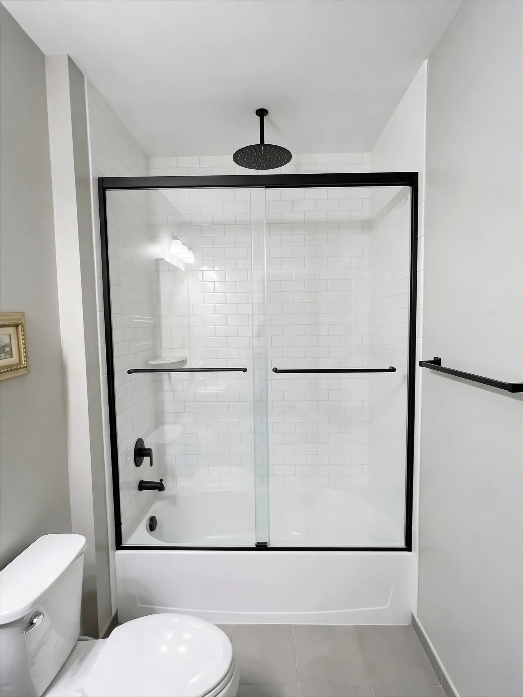 Vera | Frameless Bypass Shower | Matte Black