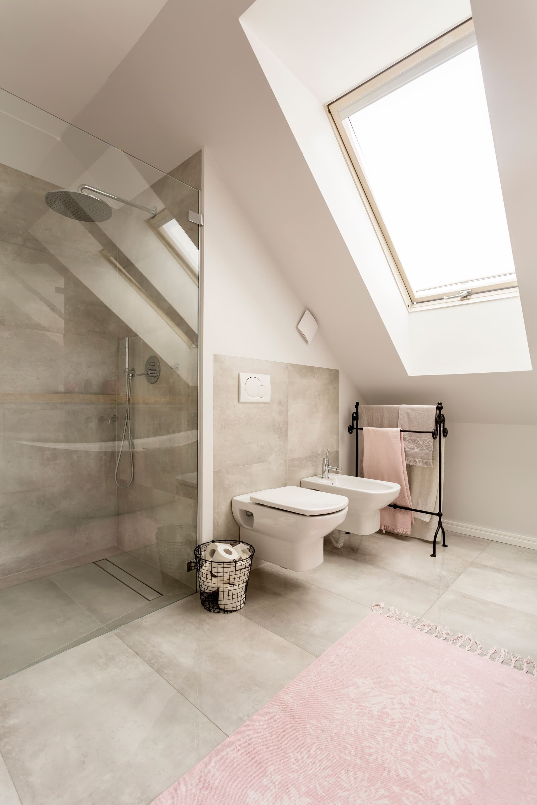 Modern bathroom featuring a transparent shower door