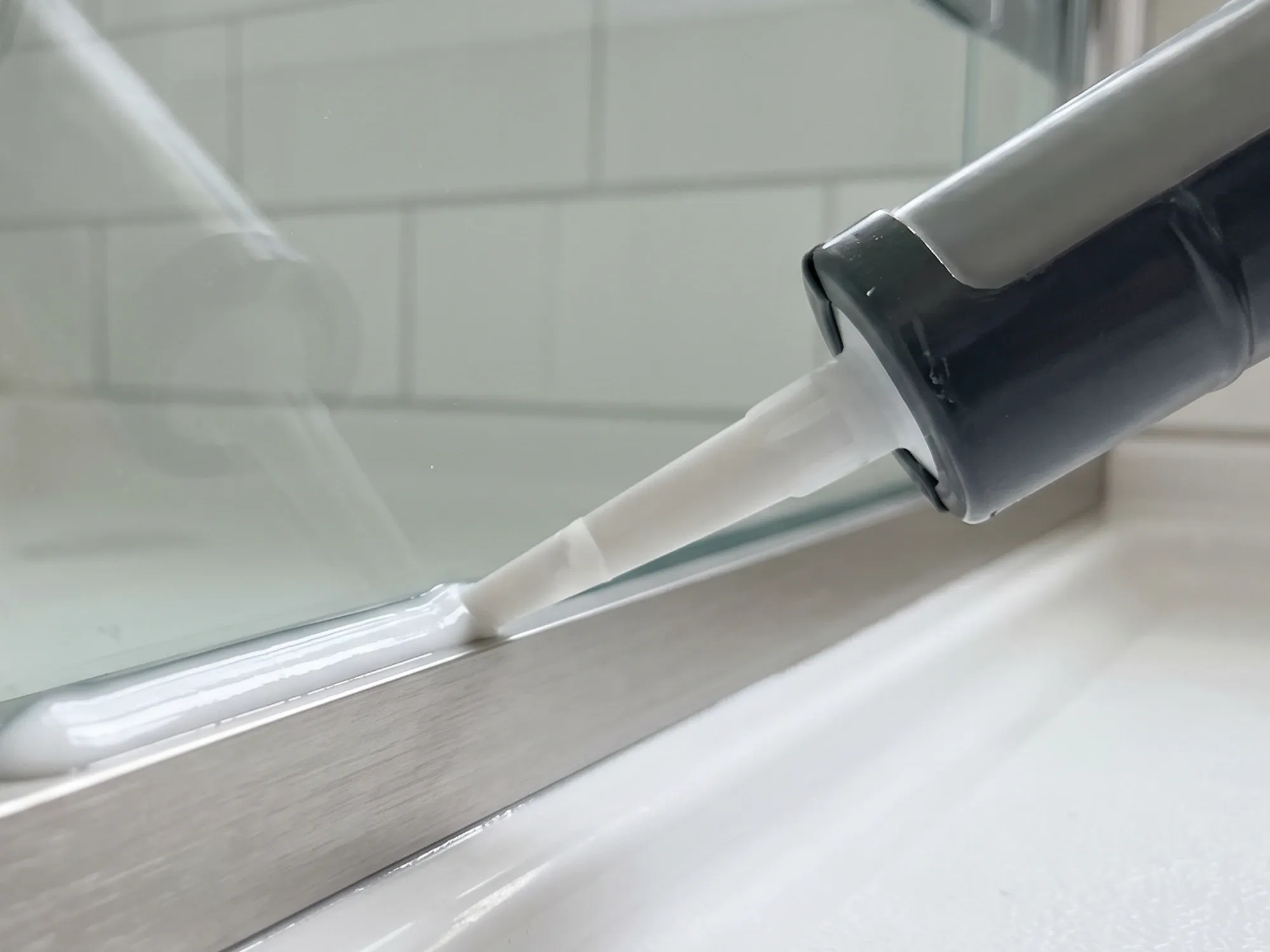 Frameless fixed shower screen covered by a 3-year parts and workmanship warranty
